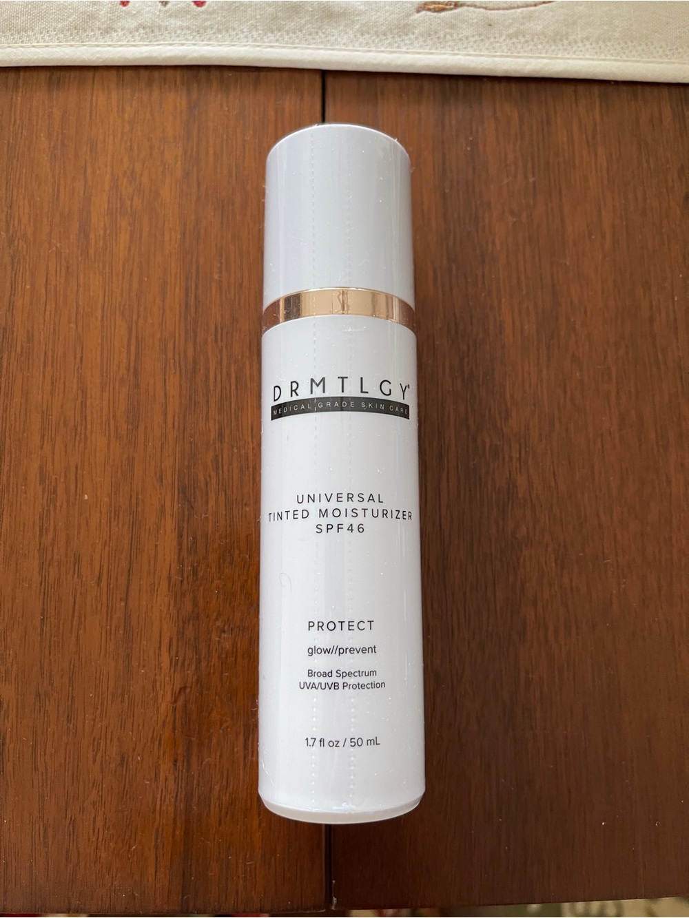 DRMTLGY Universal Tinted Moisturizer SPF 46, Eye Corrector, & Lip Balm - Picture 2 of 4